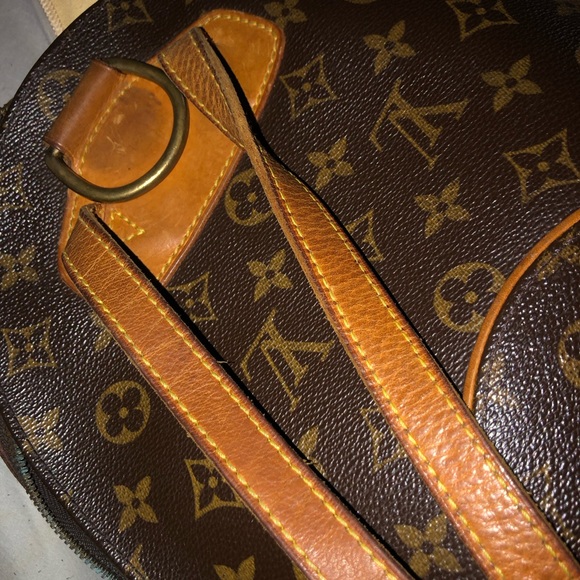 Authentic Louis Vuitton - Picture 9 of 10